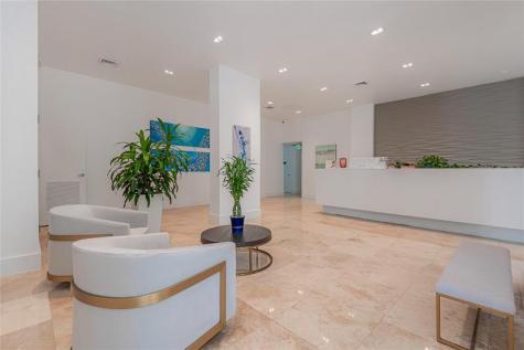 2101 S Ocean Drive Hollywood FL 33019