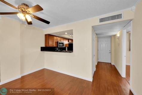 118 Royal Park Drive Oakland Park FL 33309