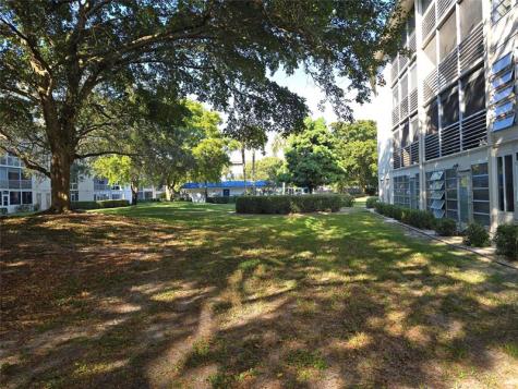 2103 Lucaya Bend Coconut Creek FL 33066
