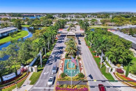2103 Lucaya Bend Coconut Creek FL 33066