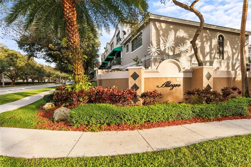 1362 NW 126th Way Sunrise FL 33323