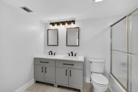 2902 Victoria Circle Coconut Creek FL 33066