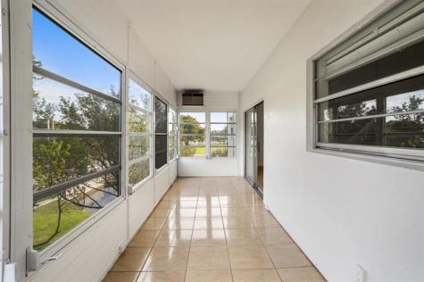 4090 NW 42nd Avenue Lauderdale Lakes FL 33319