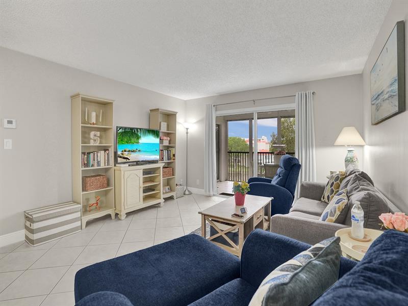 2208 S Cypress Bend Drive Pompano Beach FL 33069