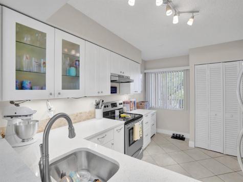 2208 S Cypress Bend Drive Pompano Beach FL 33069