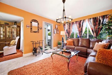 1337 Seaview North Lauderdale FL 33068