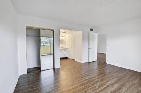 3905 N Nob Hill Road Sunrise FL 33351