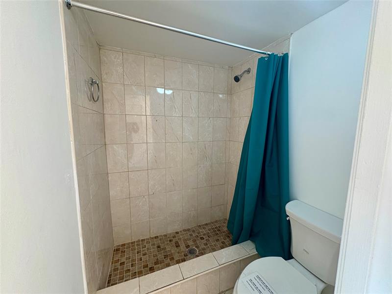 3905 N Nob Hill Road Sunrise FL 33351