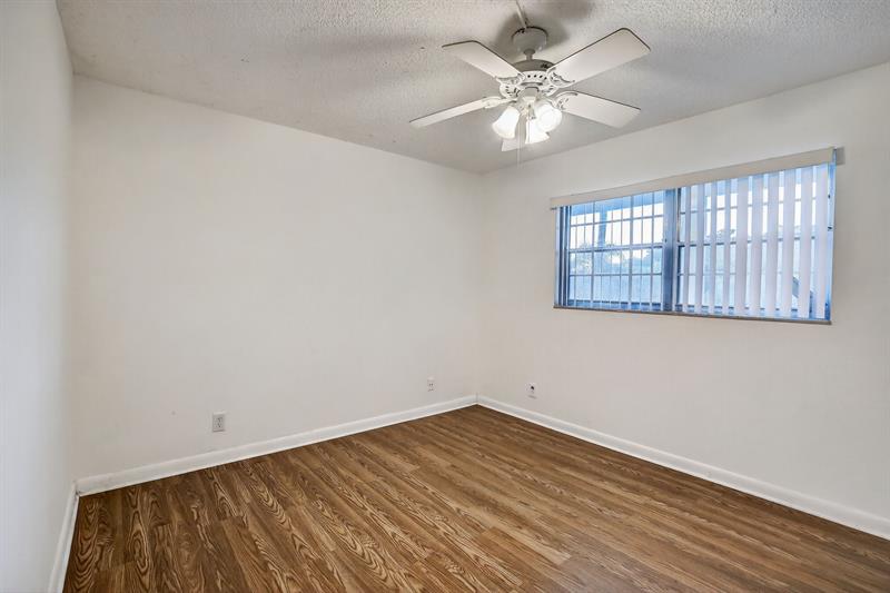 3905 N Nob Hill Road Sunrise FL 33351