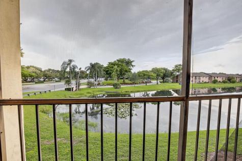 3905 N Nob Hill Road Sunrise FL 33351