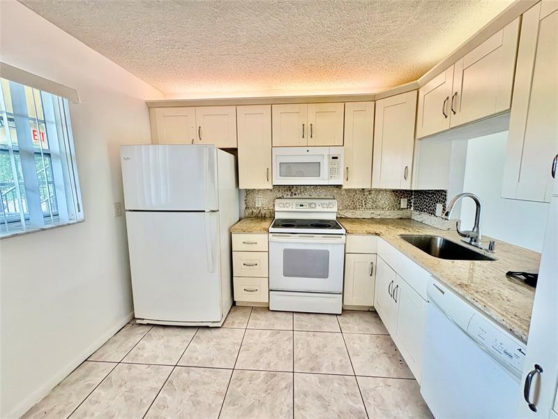 3905 N Nob Hill Road Sunrise FL 33351