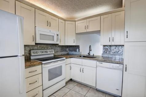 3905 N Nob Hill Road Sunrise FL 33351