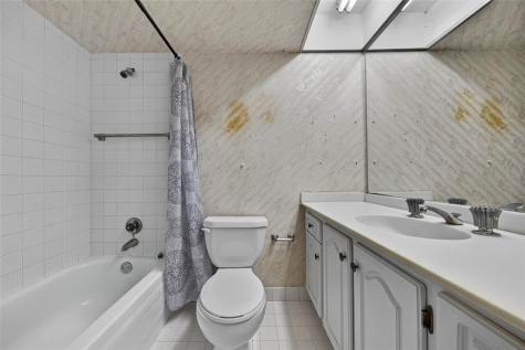 1101 Bahama Bend Coconut Creek FL 33066