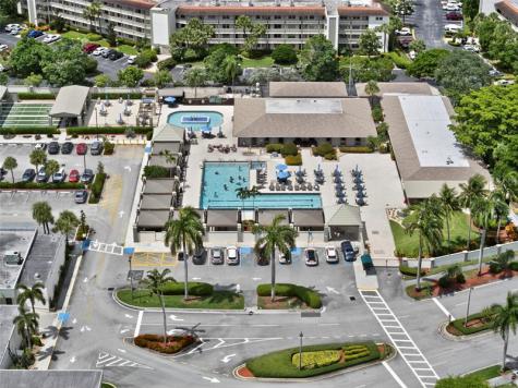 1101 Bahama Bend Coconut Creek FL 33066