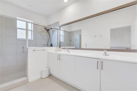2717 NW 55th Way Lauderhill FL 33313