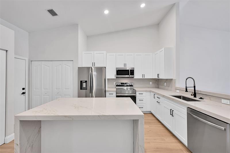 8402 Logia Circle Boynton Beach FL 33472