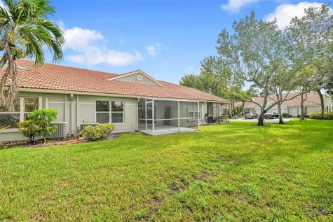8402 Logia Circle Boynton Beach FL 33472