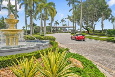 8402 Logia Circle Boynton Beach FL 33472