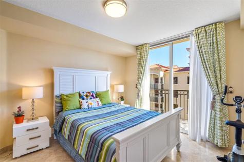 2011 N Ocean Boulevard Fort Lauderdale FL 33305