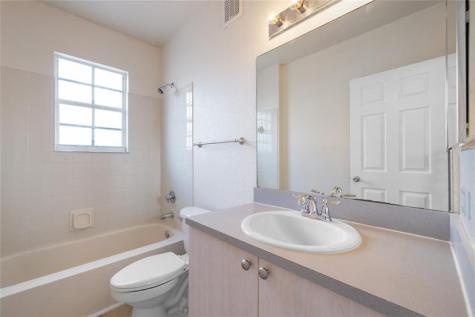 1801 Belmont Lane North Lauderdale FL 33068