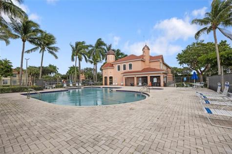 1801 Belmont Lane North Lauderdale FL 33068