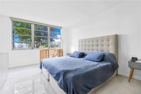 805 Cypress Boulevard Pompano Beach FL 33069