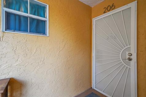 441 SE 10th Street Dania Beach FL 33004