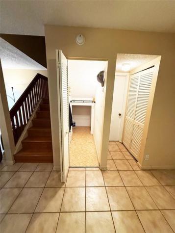 2561 NW 99th Avenue Coral Springs FL 33065