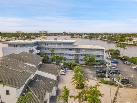 1201 S Riverside Drive Pompano Beach FL 33062