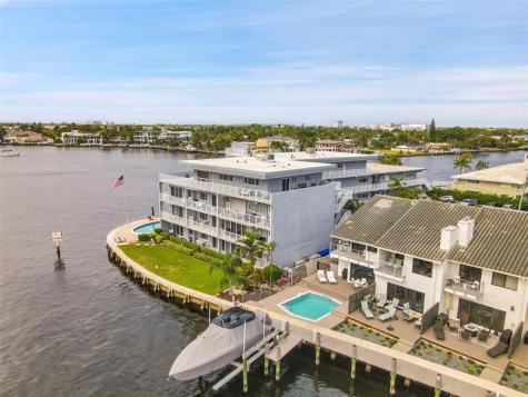 1201 S Riverside Drive Pompano Beach FL 33062