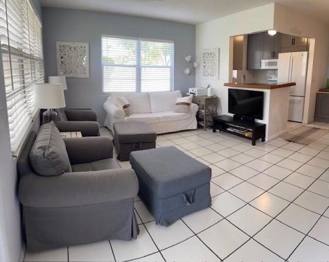 492 Tilford W Deerfield Beach FL 33442