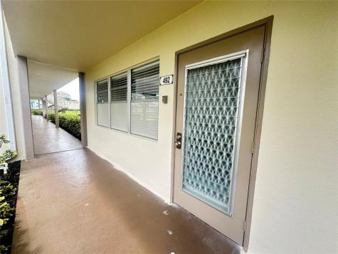 492 Tilford W Deerfield Beach FL 33442