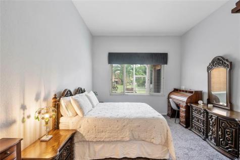 5733 NW 127th Te Coral Springs FL 33076