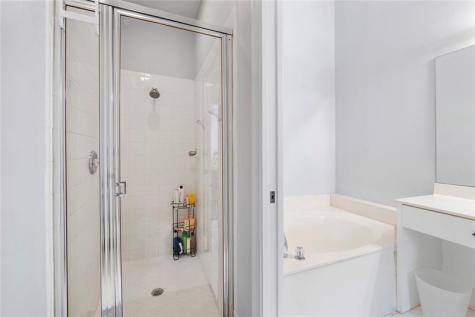 5733 NW 127th Te Coral Springs FL 33076