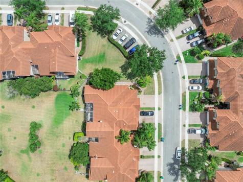 5733 NW 127th Te Coral Springs FL 33076