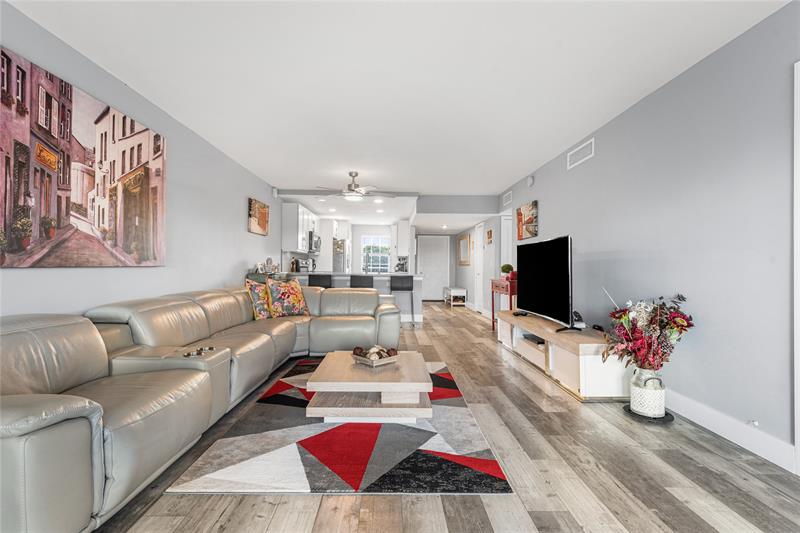 535 Oaks Drive Pompano Beach FL 33069