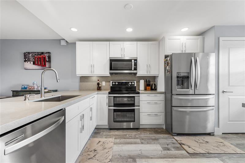 535 Oaks Drive Pompano Beach FL 33069