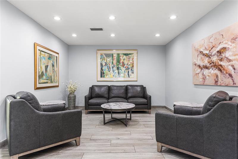 535 Oaks Drive Pompano Beach FL 33069