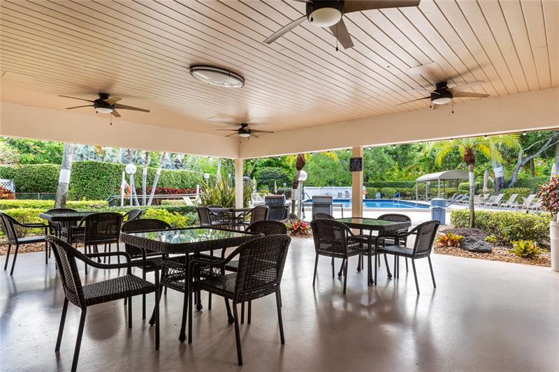 535 Oaks Drive Pompano Beach FL 33069