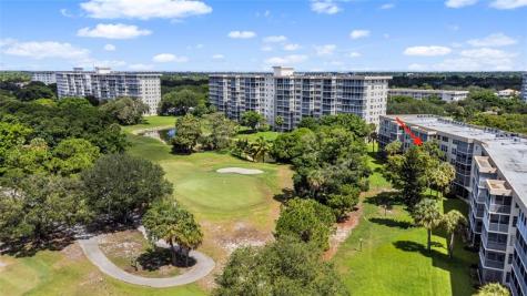 535 Oaks Drive Pompano Beach FL 33069