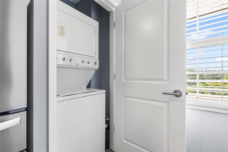 535 Oaks Drive Pompano Beach FL 33069