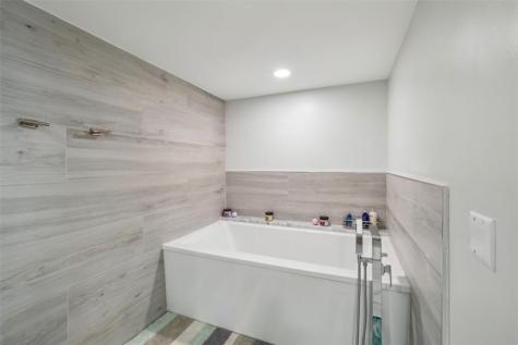3100 NE 48th Street Fort Lauderdale FL 33308