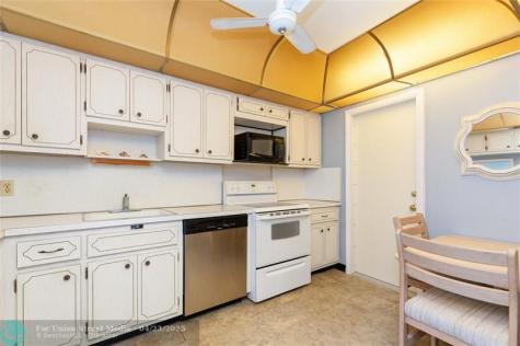 2731 NE 14th Street Causeway Pompano Beach FL 33062
