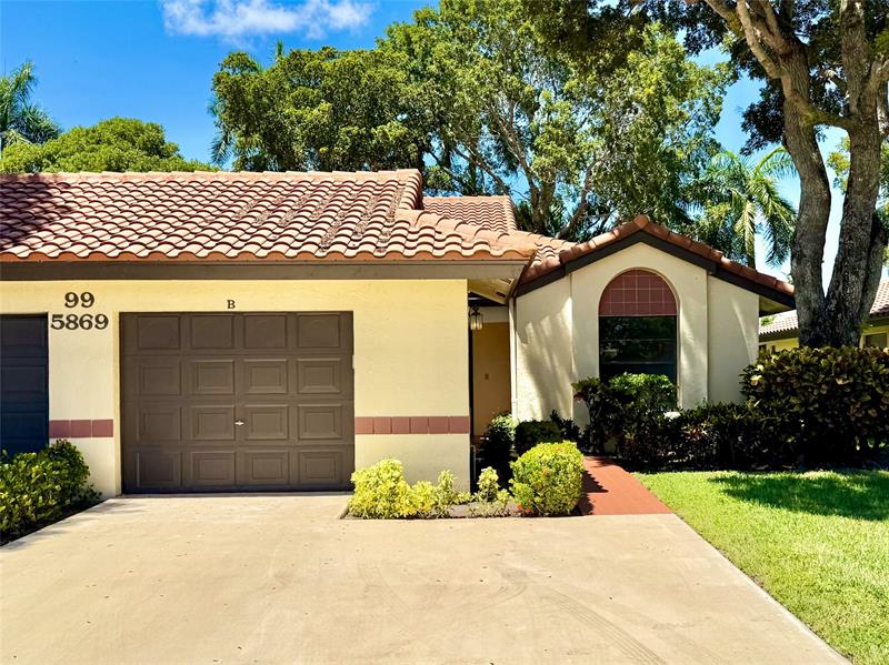 5869 Sunswept Lane Boynton Beach FL 33437