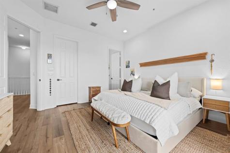 6951 Lakeside Circle N Davie FL 33314