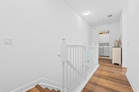 6951 Lakeside Circle N Davie FL 33314