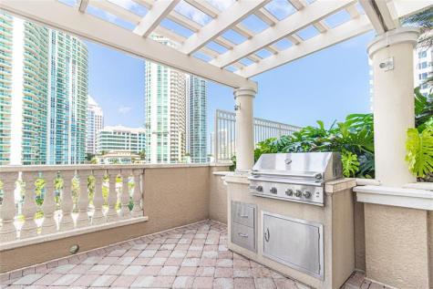 511 SE 5th Avenue Fort Lauderdale FL 33301