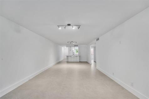 3201 Portofino Point Coconut Creek FL 33066