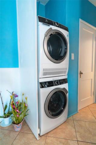 311 Connecticut Street Hollywood FL 33019