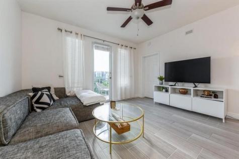 533 NE 3rd Avenue Fort Lauderdale FL 33301